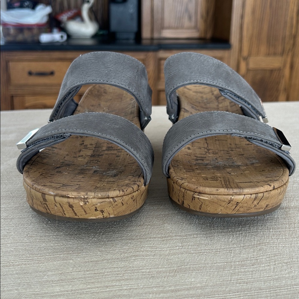 Vionic Pepper Leather Ruched Wedge Sandals Gray Size 9 - Picture 2 of 7